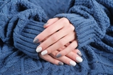 As unhas também sofrem com ressecamento nos dias mais frios. (Foto: Divulgação)