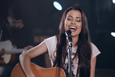 A canção "O Teu Amor" e uma animada declaração de gratidão e comprometimento com Cristo. (Foto: 