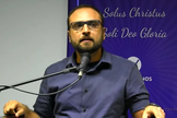 O pastor comenta que é necessário investir na educação cristã para um melhor preparo dos alunos. (Foto: Reprodução).