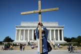 Pessoas religiosas são mais tolerantes a diferentes pontos de vista do que ateus. (Foto: Chip Somodevilla/Getty Images)