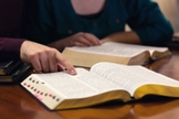 Diplomas de cursos livres de Teologia poderão ser convalidados até setembro. (Foto: Reprodução)