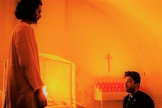 Cena da série 'Preacher', na qual o personagem principal se encontra com Jesu. (Imagem: AMC)
