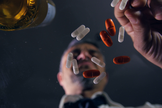 Imagem ilustrativa. Homem teve overdose após tomar pílulas de oxicodona. (Foto: Video Blocks)