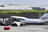 A aeronave foi incendiada quando retornou para a pista. (Foto: Jeff Gritchen/Orange County Register/SCNG)