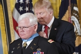 "Você ganhou toda a gratidão da nação", disse Trump. (Foto: Reprodução).