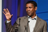 Denzel Washington é ator e tem falado abertamente sobre sua fé cristã. (Foto: The Hill)