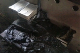 Igreja foi incendiada por radicais islâmicos, mas Bíblia permaneceu intacta. (Foto: World Watch Monitor)