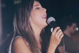 "Antes era só essa música, e agora teremos um projeto inteiro", disse Deborah Coelho. (Foto: Reprodução/YouTube).