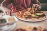 Em alguns casos, a gula pode estar associada à obesidade. (Foto: Reprodução)