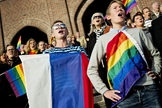 Uma pesquisa realizada nos EUA mostra uma queda de apoio das pessoas aos comportamentos homossexuais. (Foto: AFP).