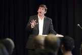 Will Graham diz que apesar do tempo ter mudado, o Evangelho continua o mesmo. (Foto: BGEA).