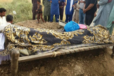 O funeral de Kainat Masih. (Foto: FMI).