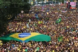 Evangélicos saem às ruas na Marcha para Jesus. (Foto: Reuters)