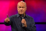 Greg Laurie é pastor da Comunidade Harvest, nos EUA. (Foto: Reprodução/Youtube)