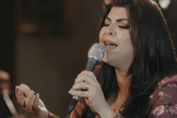 Vanilda Bordieri traz uma mensagem de encorajamento e esperança em sua nova música. (Foto: Divulgação).
