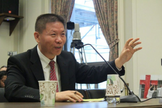 Reverendo Bob Fu, ex-líder chinês de igrejas domésticas que imigrou para os Estados Unidos em 1997 e fundou a organização chinesa China Aid. (Foto: The Christian Post).