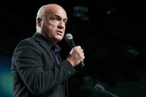 Greg Laurie disse que um novo avivamento poderia levar os cristãos a serem arrebatados da Terra. (Foto: Reprodução).