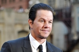 Mark Wahlberg na estreia de "Transformers: O Último Cavaleiro" em Chicago. (Foto: Rob Grabowski/Invision/AP)