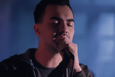 A canção continua a estética de singles que o artista vem lançando ao longo do tempo. (Foto: Reprodução).