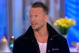 Carl Lentz é pastor da Hillsong NYC e tem repudiado a nova lei do aborto em Nova York. (Imagem: The View - Reprodução)