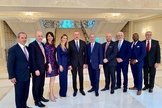 Pastores ao lado do presidente do Azerbaijão, Ilham Aliyev, em encontro histórico. (Foto: Marc Schneier)