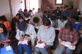 Chineses participam de culto em igreja doméstica. (Foto: Portas Abertas - EUA)