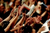 A fé é considerada o aspecto mais importante para grande parte dos brasileiros. (Foto: Reprodução)