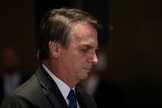 Presidente Jair Bolsonaro em momento de oração no almoço com pastores. (Foto: Marcos Corrêa/PR)