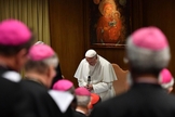 Sacerdotes e teólogos da Igreja Católica acusam o Papa Francisco de heresia. (Foto: Vincenzo Pinto/Pool/EPA)