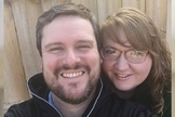 Pastor Robbie Willis e sua esposa, Anna May. Ele foi curado do mal de Parkinson através de uma oração. (Foto: AG News)