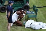 Tenista Coco Gauff, de 15 anos, agradece a Deus após fim de jogo. (Foto: Carl Recine/Reuters)