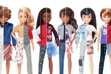 As bonecas 'sem gênero' têm roupas e perucas para serem customizadas com perfis masculinos ou femininos. (Foto: Mattel)