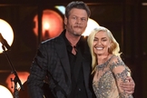 Blake Shelton (esquerda) e Gwen Stefani (direita). (Foto: AP Photo)
