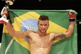 Jean Silva foi um dos principais atletas do MMA na Inglaterra. (Foto: Marcelo Alonso)