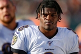 Lamar Jackson está batendo muitos recordes neste ano pelo Baltimore Ravens. (Foto: Fox News)