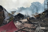 Primeira Igreja Pentecostal em Holly Springs depois do incêndio. (Foto: Kelly Mcmillen via Associated Press)