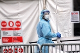 Segundo o diretor do Centro de Controle de Doenças dos EUA, Dr. Robert Redfield, hospitais recebem incentivo financeiro de acordo com o número de mortes registradas por Covid-19. (Foto: Reuters)