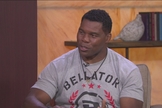 Herschel Walker é um esportista premiado com o troféu Heisman, por sua atuação na Liga de Futebol Americano. (Imagem: Youtube / Reprodução)