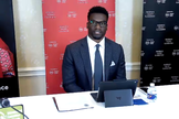 Benjamin Watson é um jogador aposentado da Liga de Futebol Americano e defensor dos direitos da Família, além de abertamente combater o racismo nos EUA. (Imagem: Reprodução / Zoom)