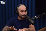 Yudi contou aos apresentadores do Flow que Deus lhe deu uma oportunidade de recomeçar. (Foto: Reprodução/ Youtube)