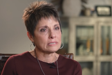 A norte-americana Joanne Moody conta seu testemunho. (Foto: 700 Club Interactive/YouTube)