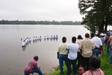 Imagem ilustrativa de batismo no Lake Providence, na Luisiana. (Foto: Susan Roach)