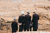 Imagem ilustrativa de judeus em Jerusalém. (Foto: Cristina Gottardi/Unsplash)