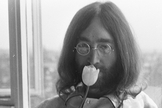 John Lennon foi assassinado por um fã em 1980. (Foto: Wikimedia Commons)