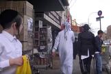 Para confrontar a divisão que existe entre os dois povos, uma dupla divulgou gravou um experimento social nos EUA. (Foto: Reprodução/Youtube)