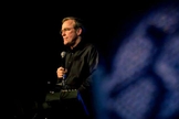 O pastor Mike Bickle afirma que falsos profetas nem sempre serão líderes religiosos. (Foto: Reprodução)