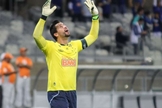 O goleiro Fábio, do Cruzeiro, credita sua carreira a Deus. (Foto: Dudu Macedo/Fotoarena/Veja)