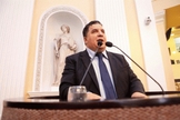 O deputado e pastor Cleiton Collins (PP) afirmou que a nova pasta da Secretaria de Desenvolvimento Social do Pernambuco traz propostas que privilegiam o movimento LGBT