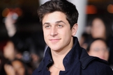 David Henrie trabalhou em produções da Disney, mas afirmou que trabalhar neste filme cristão foi algo transformador em sua vida