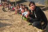 Pastor Lazrus Rasaily é nepalês e atua como missionário em seu país, dando assistência a crianças em situação de risco.